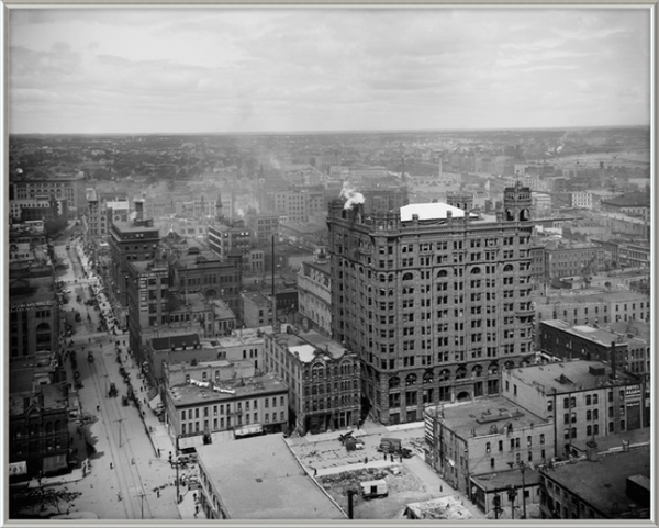 Historic View of Downtown Minneapolis Minnesota in 1902 Framed Print