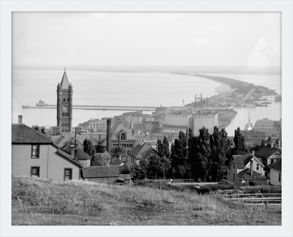 1905 View of Duluth and Minnesota Point