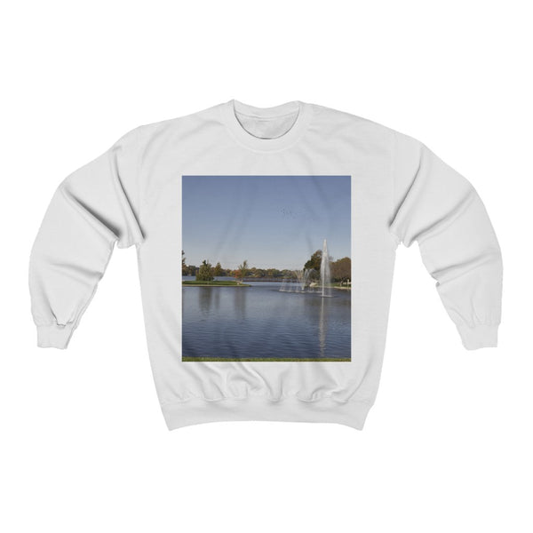 Fountain Lake in Albert Lea Minnesota Unisex Heavy Blend™ Crewneck Sweatshirt