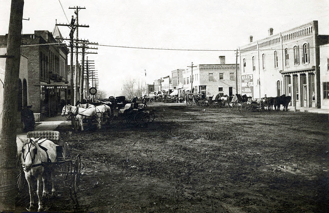 Street scene, Belle Plaine, Minnesota, 1905 Print