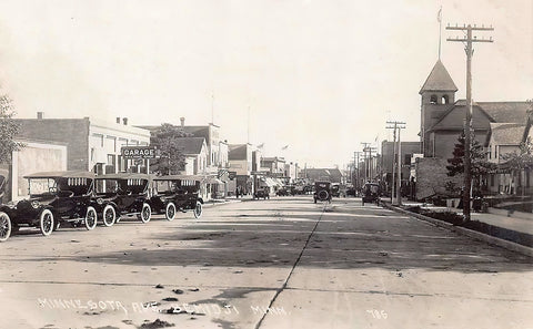 Minnesota Avenue, Bemidji, Minnesota, 1920 Postcard Reproduction