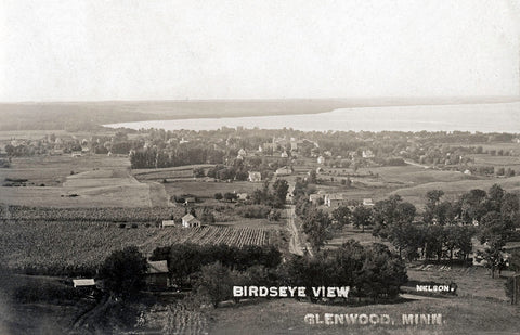 Birds-eye view of Glenwood, Minnesota, 1913 Postcard Reproduction