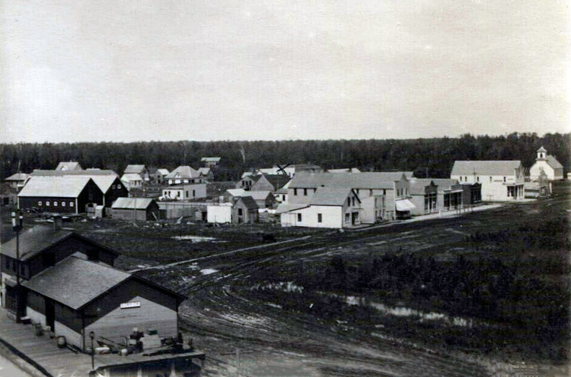View of town and depot, Gonvick, Minnesota, 1907 Print
