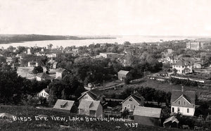 Birds-eye view of Lake Benton, Minnesota, early 1940s Print