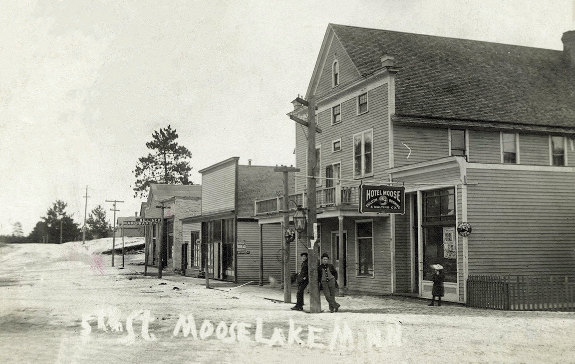 Street scene, Moose Lake, Minnesota, 1909 Postcard Reproduction