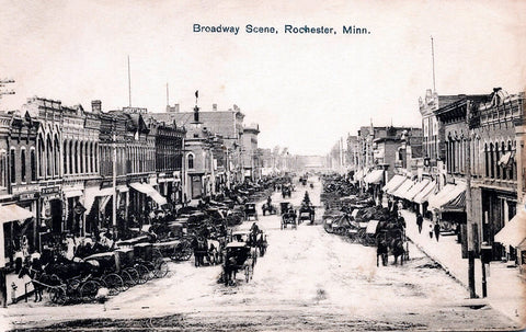 Scene on Broadway in Rochester, Minnesota, 1908, Print