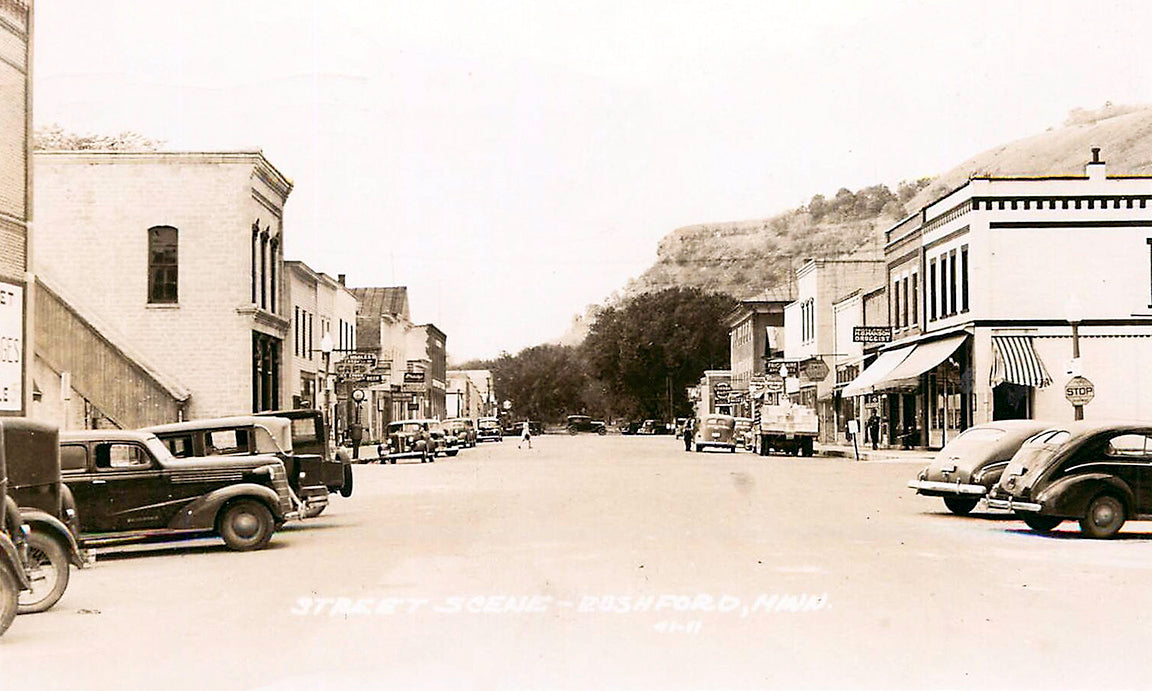 Street scene, Rushford, Minnesota, 1940s Postcard Reproduction