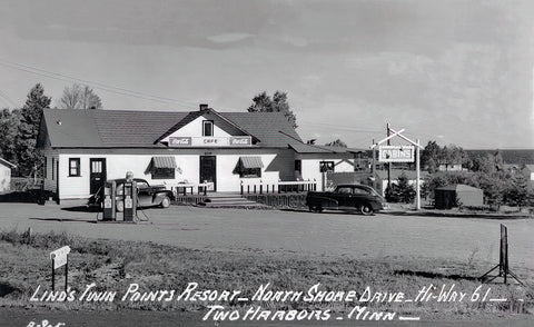 Lind's Twin Points Resort, Two Harbors, Minnesota, 1940s Print