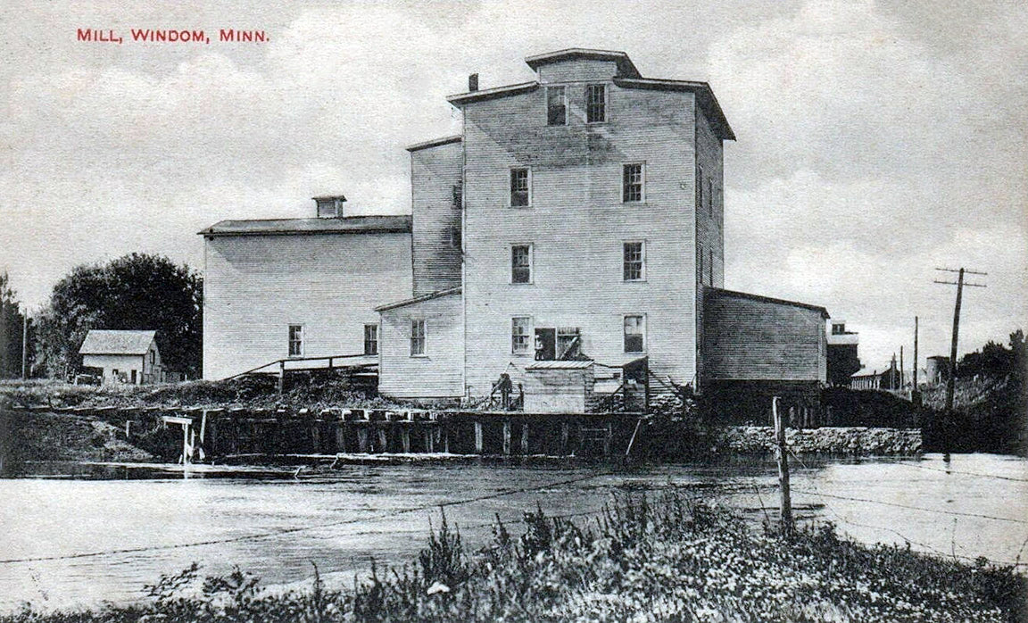 Mill on the Des Moines River in Windom, Minnesota, 1910 Postcard Reproduction