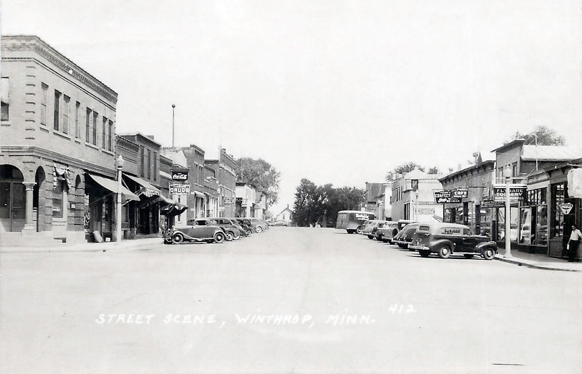Street scene, Winthrop, Minnesota, 1940s Postcard Reproduction